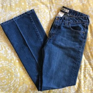 {GAP} Curvy Low Rise Jeans
